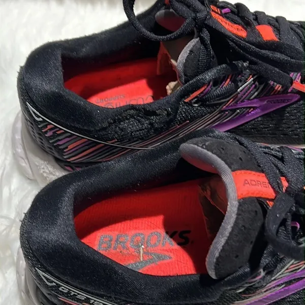 Brooks Adrenaline GTS 19 size 6.5M.‎  B69 - Image 5