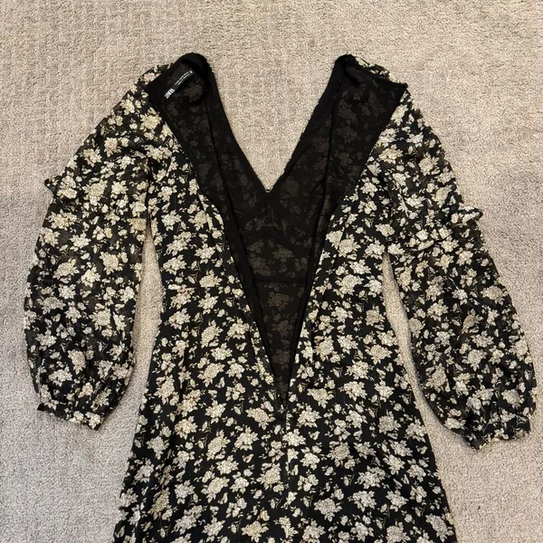 ZARA Ruffled Shimmer Printed Maxi Dress in Black/Ecru - Image 8