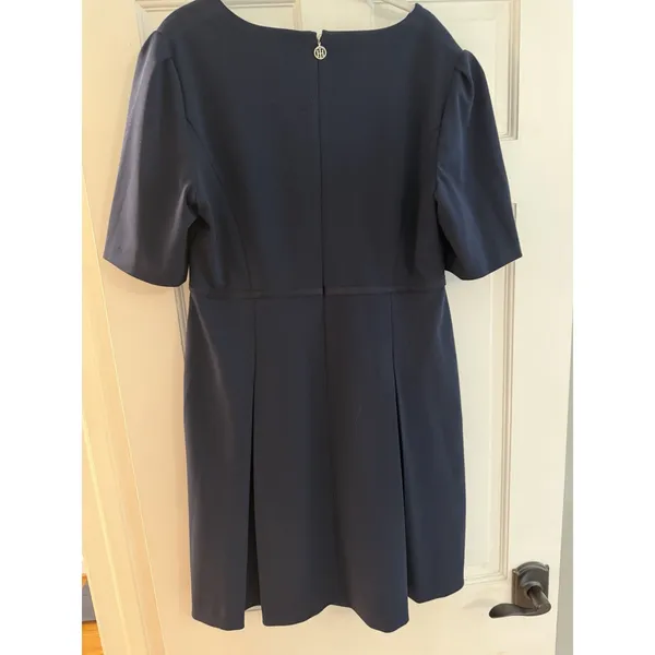 Tommy Hilfiger Women's Elbow Sleeve Fit & Flare Navy Blue Dress Sz 12 - Image 6