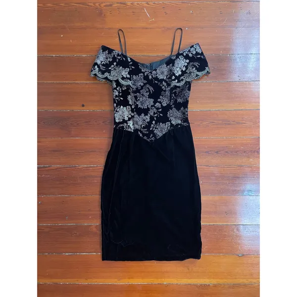 Vintage Scott McClintock Black Velvet Silver Brocade Off Shoulder Dress - Image 6