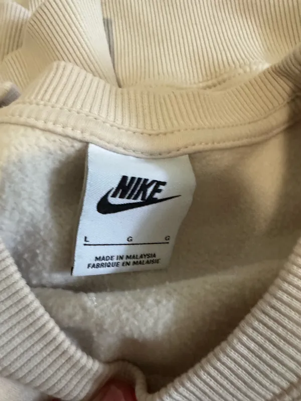Nike Oversized Crewneck - Image 3