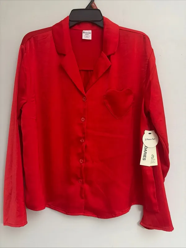 No Boundaries New!Red Satin Heart Pocket Pajama Set size M - Image 2