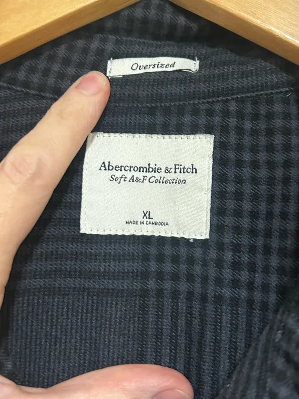 Abercrombie & Fitch Soft A&F Oversized Flannel Black Plaid Button Down Size XL - Image 2