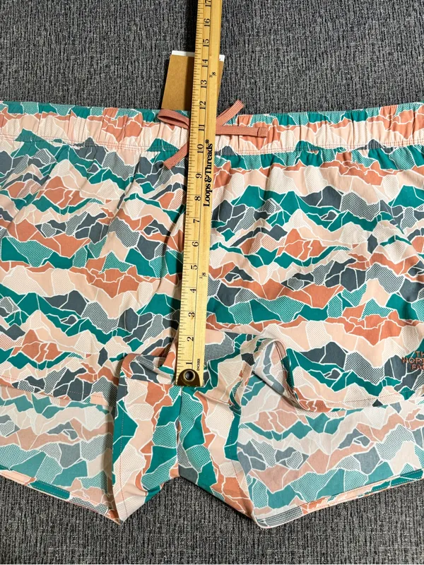The North Face Women’s Printed Class V - Shorts - Image 14