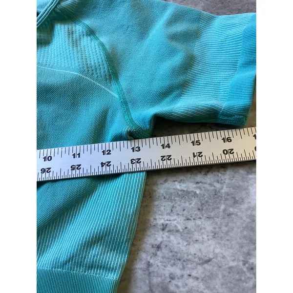 Gymshark Vital Seamless 2.0 Short Sleeve Crop Top Teal Turquoise M - Image 2