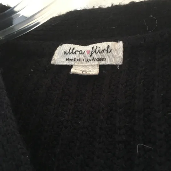 FINAL MARKDOWN Ultra flirt cardigan medium - Image 4