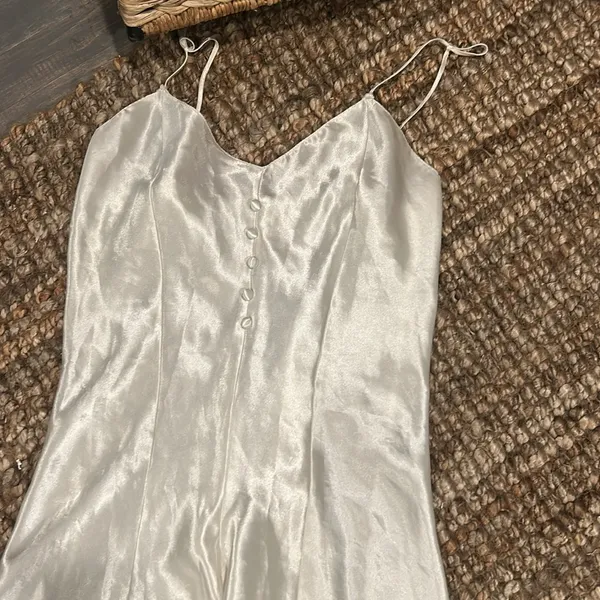 Non Signe Vintage Elegant Cream Satin Jumper Size Medium - Image 4