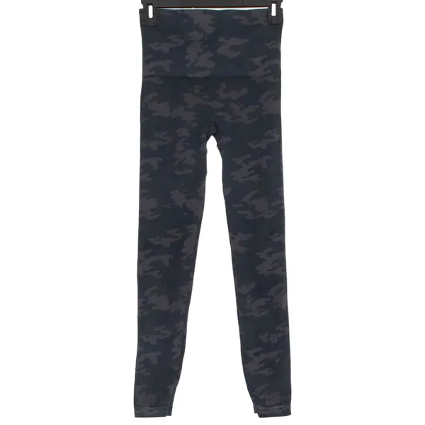 Spanx Legging Look At Me Now Seamless Camo Athleisure Grunge Urban Black Medium - Image 3