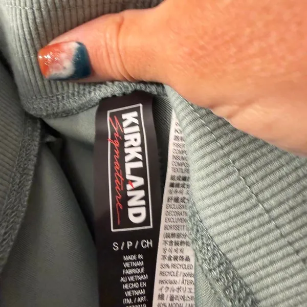 Kirkland Signature Costco Women's Green and Blue Joggers-tracksuits - Image 2