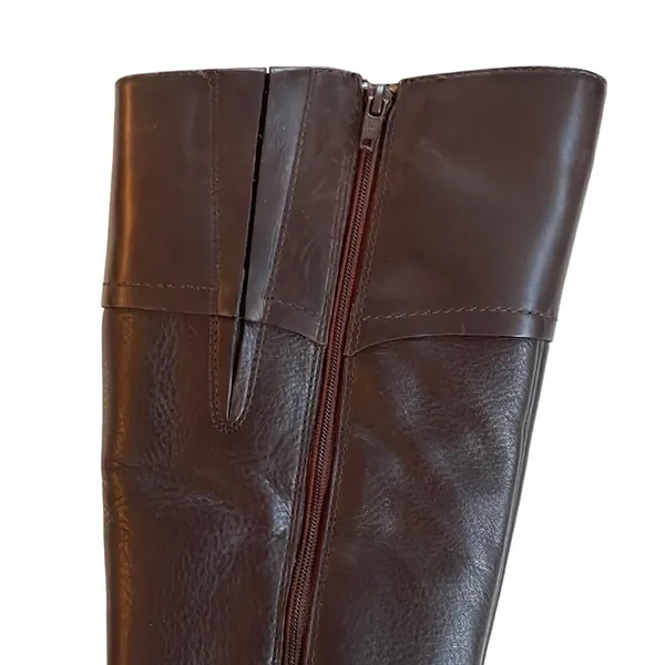 EUC Clarks Leather Boots - Image 3
