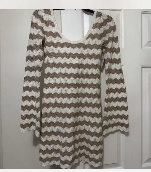 Crochet stripe mini Hollister long sleeve dress - Image 2