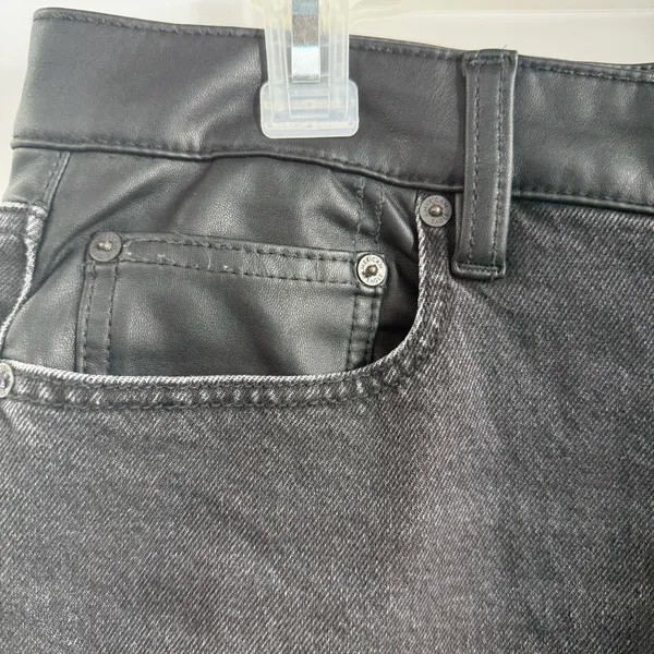 American Eagle Super High Rise Ankle Straight Jeans 12 Black Vegan Leather - Image 3