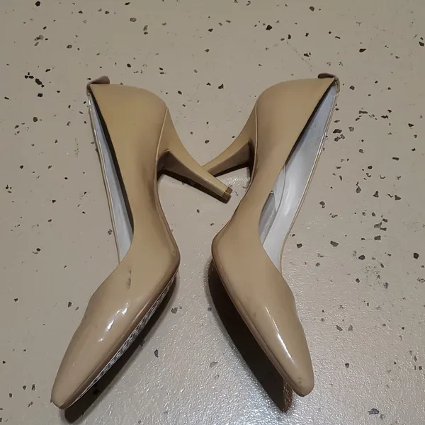 MICHAEL by MICHAEL KORS Nude Heels Size 10M - Image 4