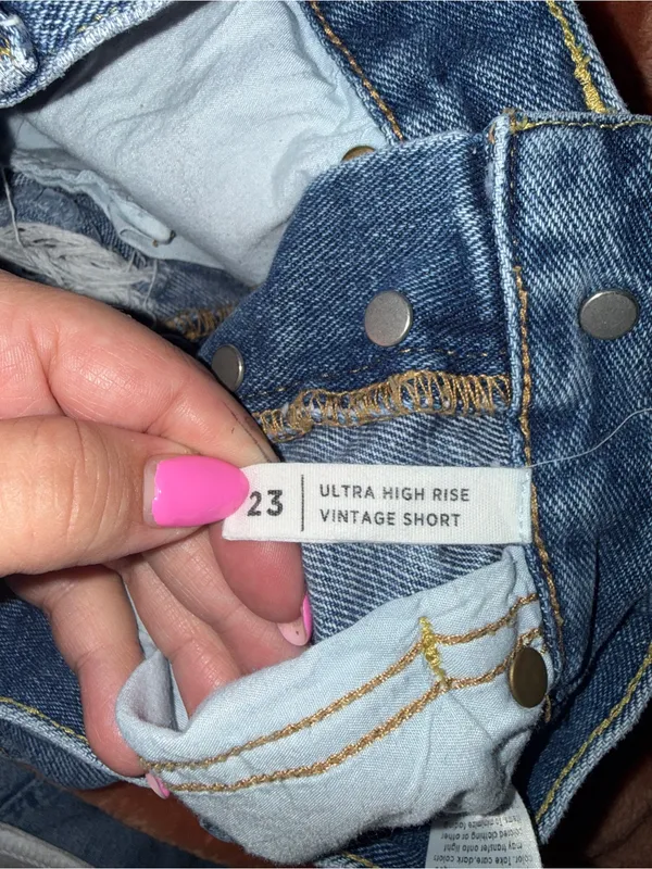 PacSun Ultra High Rise Distressed Denim Shorts Women’s Size 23 Y2K - Image 6