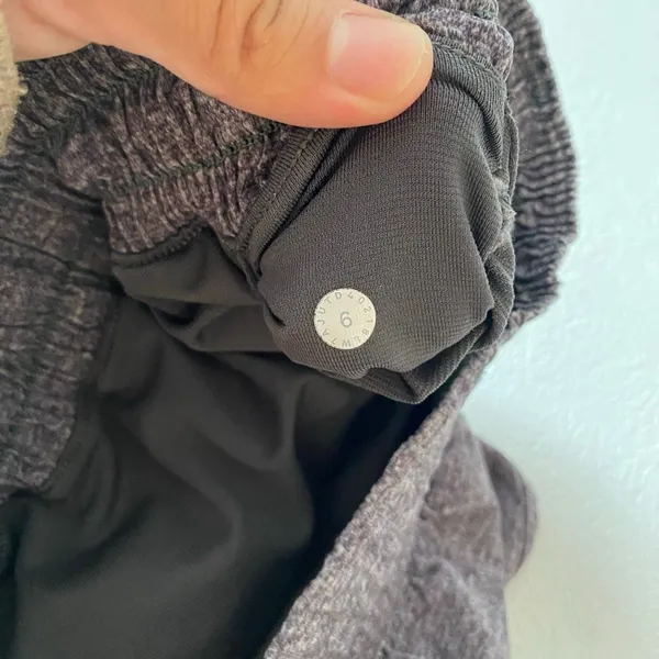 Lululemon Speed Up Shorts Size 6 Heather Gray Lined Running Athletic - Image 5