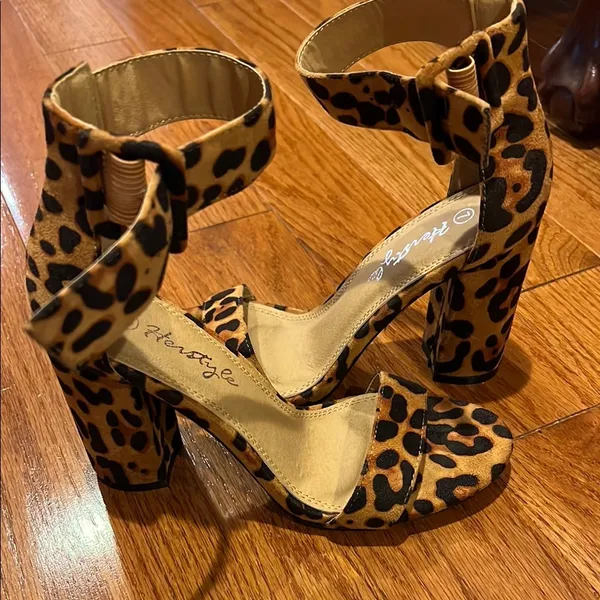 Herstyle Brown and Black High Heeled Sandals - Image 2