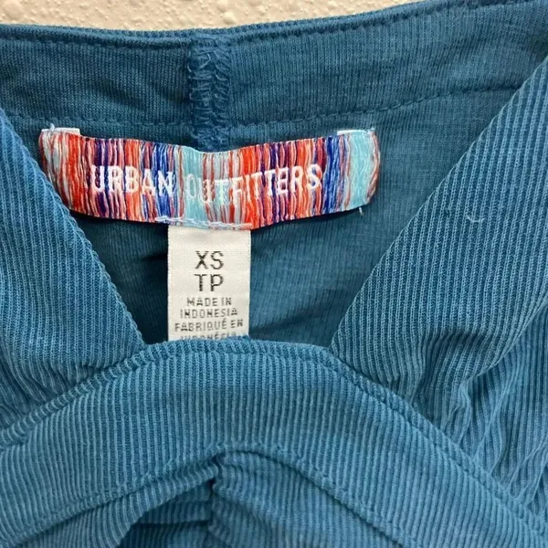 Urban outfitters V-neck Blue Spaghetti Strap Ribbed Crop Top XS 740 - Image 3