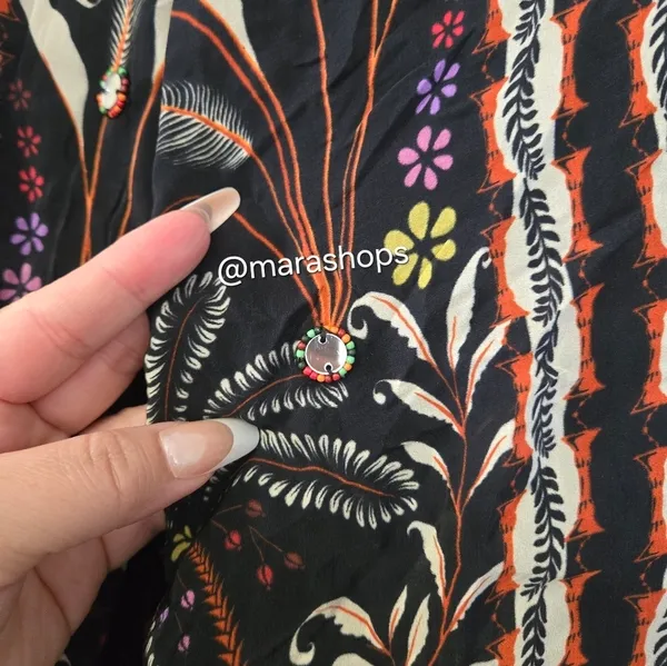 FARM Rio Classic Garden Black Mirror Trim Blouse - Image 6