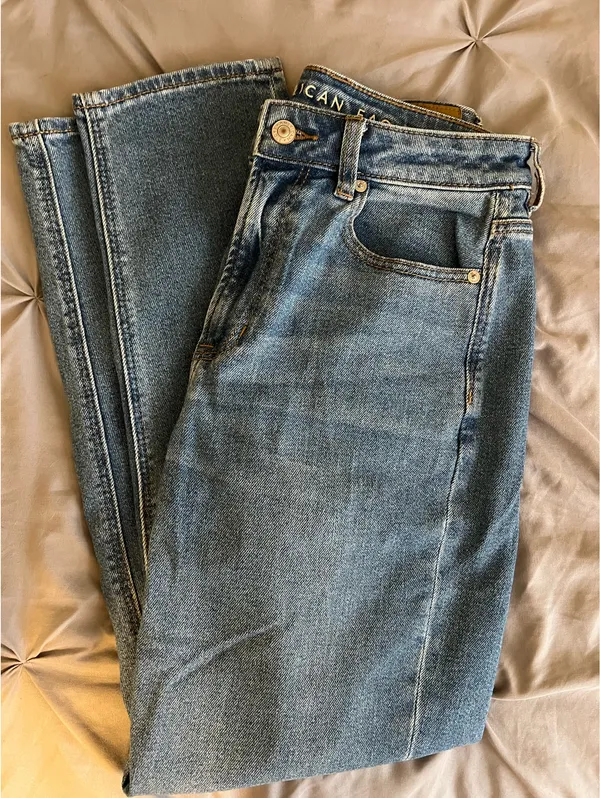 American Eagle Jeans - Image 2