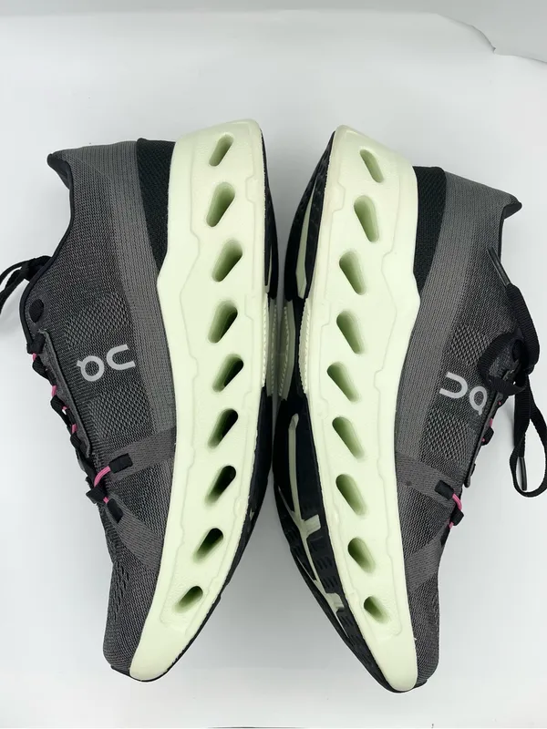 On Cloud Eclipse women’s running sneakers Size 8.5 gray/green Black - Image 11