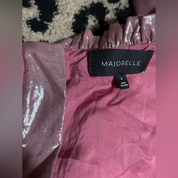 Majorelle✨ Chic Metallic Pink Bow Top 🎀 - Image 3