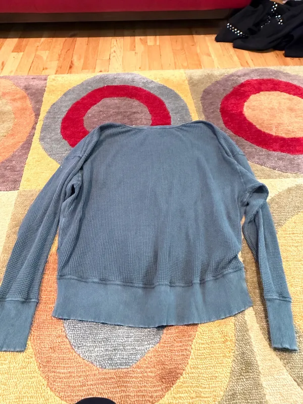 Offline by Aerie Wow! Waffle Knit Relaxed Fit Long Sleeve Top Dark Green Size XS - Image 3
