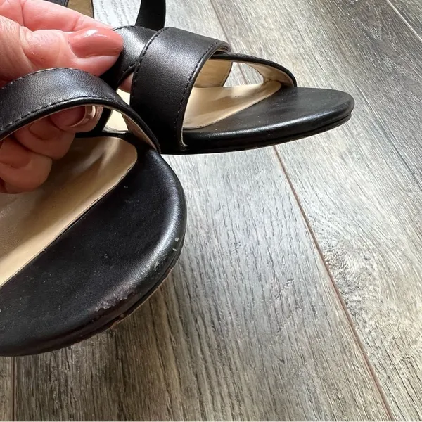 ADRIENNE VITTADINI Rheanne Black Wedge Strappy Sandals Size 8.5 Fine Leather - Image 7