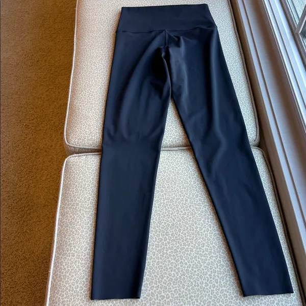 NWOT Offline by Aerie Navy 7/8 Hi-Rise Leggings size S - Image 7