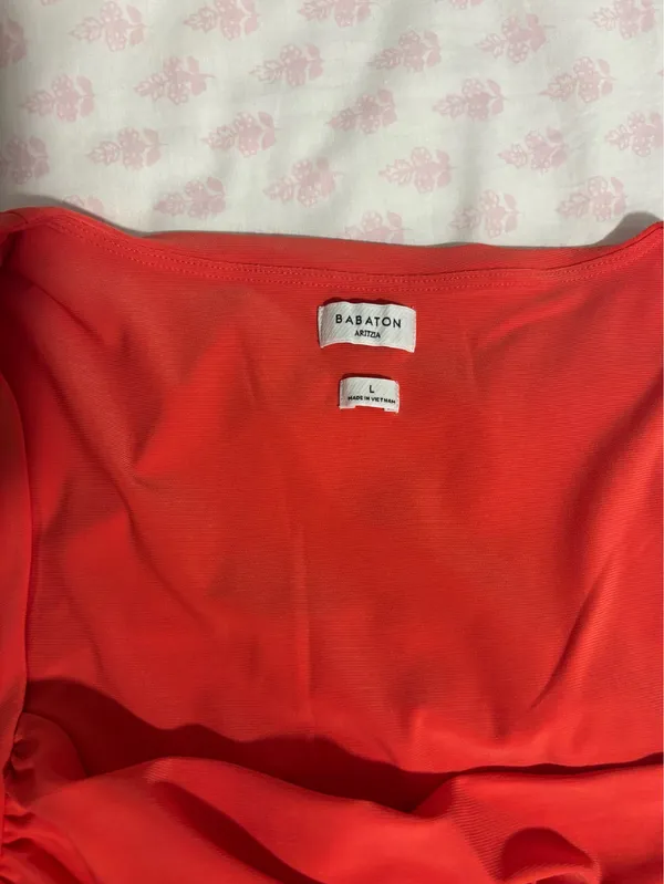 Aritzia Babaton Top - Image 2