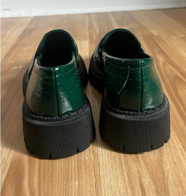 Emerald Snake Skin Loafers Green Size 9 - Image 4