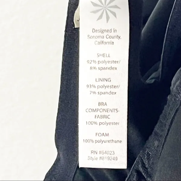 ATHLETA Classic Black Inner Strength Built In Bra Tank Top 36B Gym Workout Yoga - Image 3
