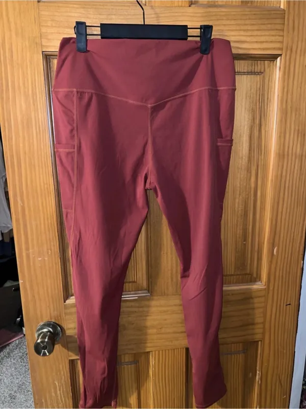 Constantly Varied Gear Rust-Red Pocketed Performance Leggings - Image 5
