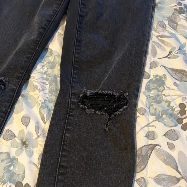 America Eagle Next Level Stretch Black Distressed Jeans Size 2 - Image 3