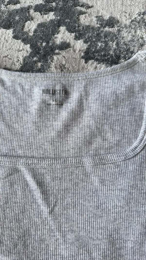 Hollister Top - Image 2