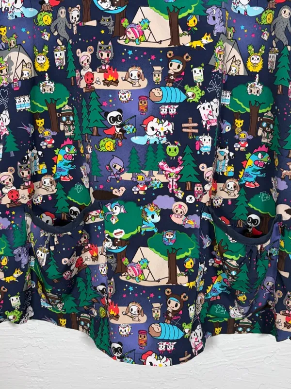 Koi Tokidoki Women L Summer Camp Eve Scrub Top Shirt Stretch Pockets Nursing - Image 2