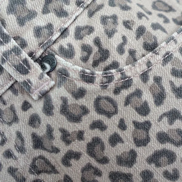 La Vie Rebecca Taylor Beige Leopard Print Barrel Leg High Rise Jeans Size 29 - Image 3