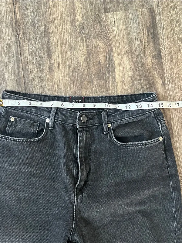BDG Urban Outfitters Black Flare Leg Raw Hem Crop Women’s Jeans, size 29 ^ - Image 5