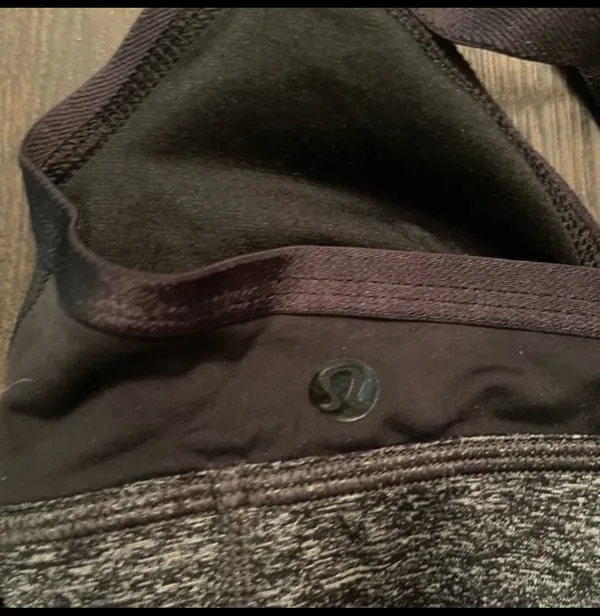 Lululemon *NO TAG* Black Sports Bra XS/S - Image 5