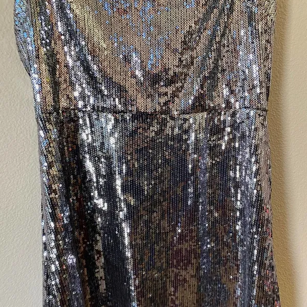 Urban Outfitters Silver Sequins Mini Dress Bodycon Spaghetti Strap Sz M NWT - Image 5