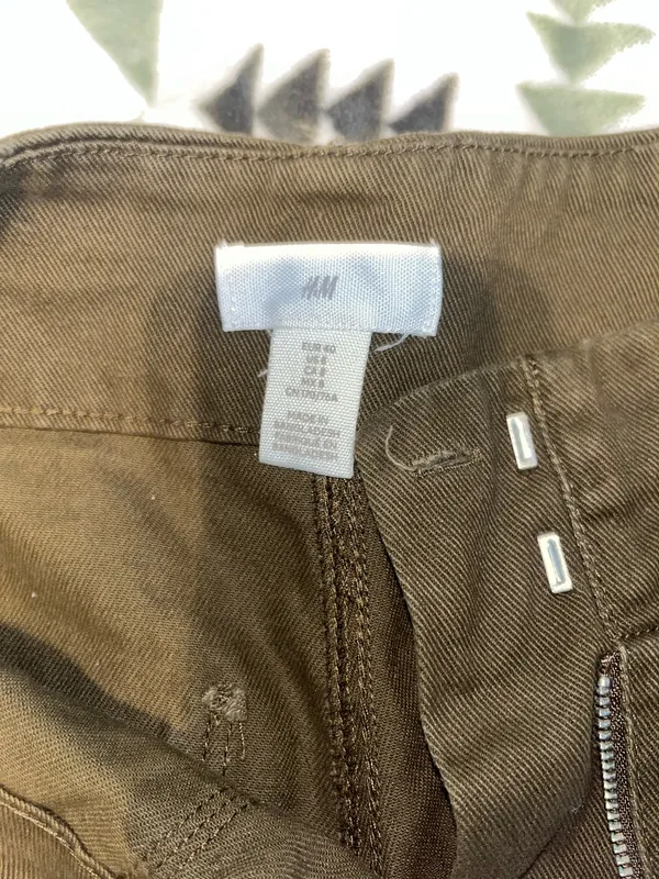 H&M Pants Cargo Green - Image 2