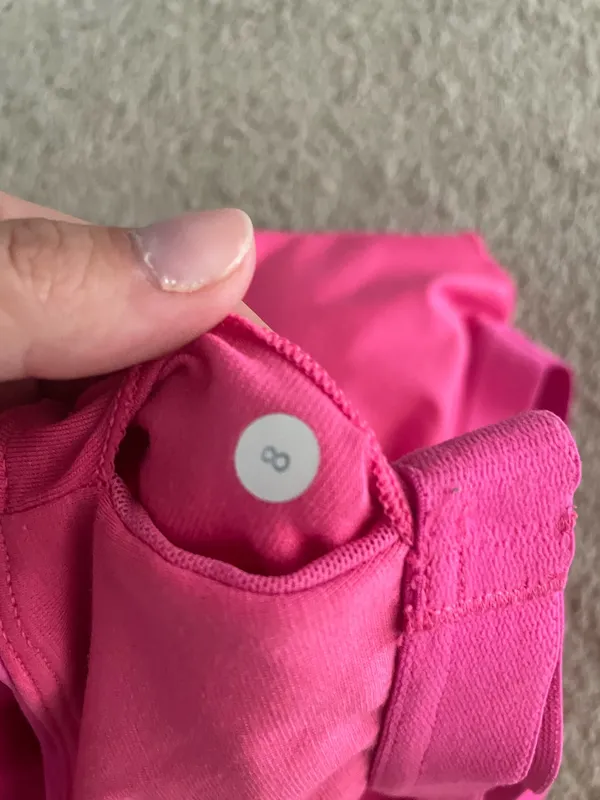Lululemon padded tank top - Image 5