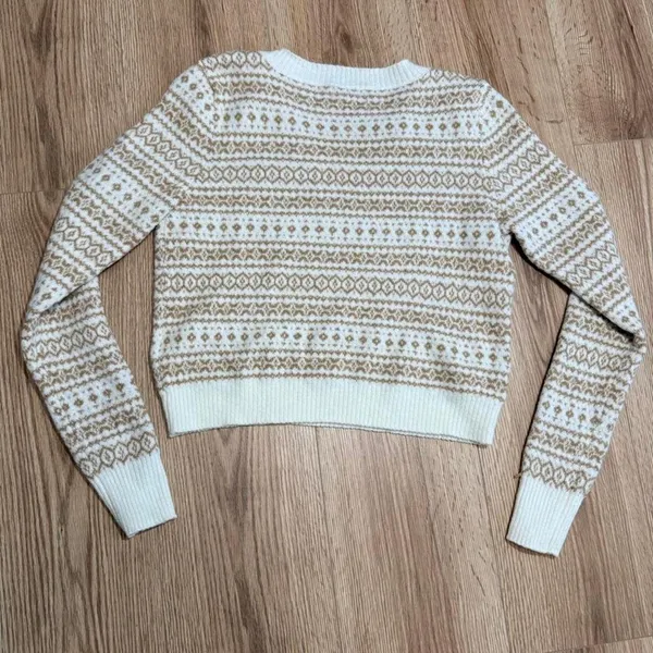 American‎ Eagle Fair Isle Cropped Sweater Tan Cream V-Neck Knit Size Medium - Image 2