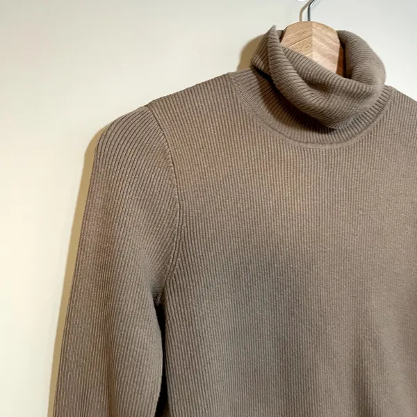 Lauren Ralph Lauren black label‎ tan turtleneck knit sweater women's size M - Image 2