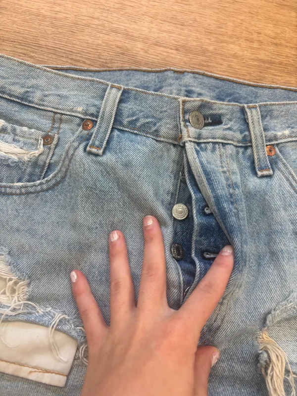 Levi’s 501 Shorts Denim Button Fly - Image 3