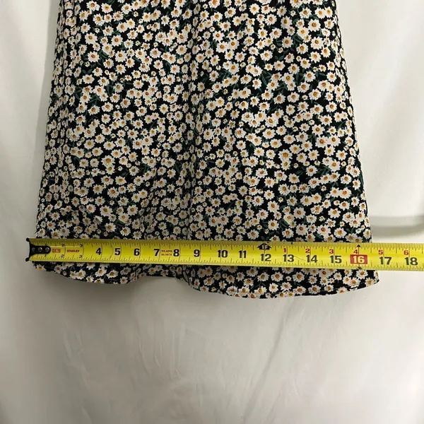 May Floral Dresss Size small Sun dress - Image 8
