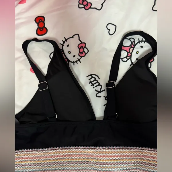 Black bikini Swimsuit with Multicolor Crochet Waistband - Image 3
