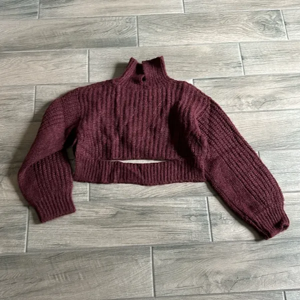 Bani.b burgundy sweater - Image 6