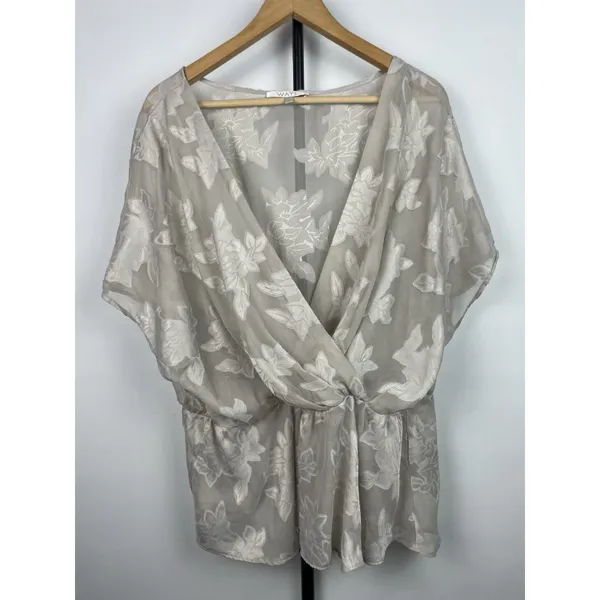WAYF Gray Neutral Sheer Floral Dean Crossover Peplum‎ Blouse Top Size 1X - Image 2