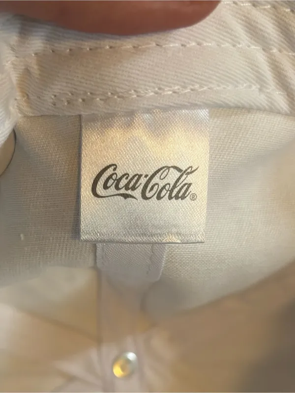 NWT Coca - Image 4