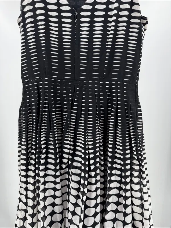 Talbots Black and White Polka Dot knee length Dress 8 cotton career party event - Image 5